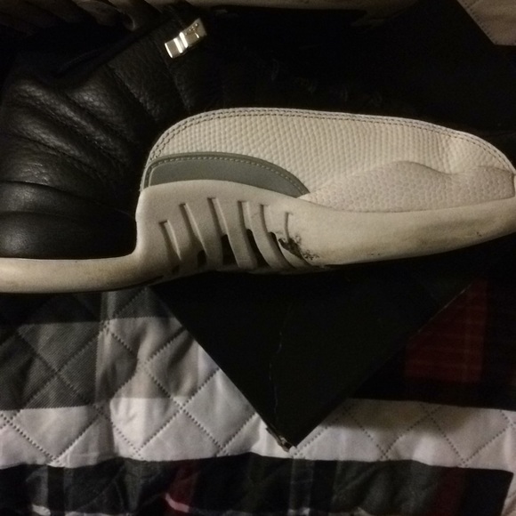 Jordan 12 low playoff - Picture 3 of 5